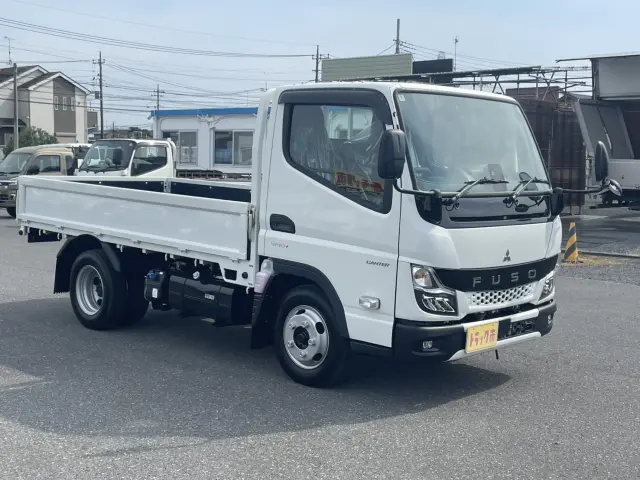 三菱 キャンター 2RG-FBA20(2WD)の写真3
