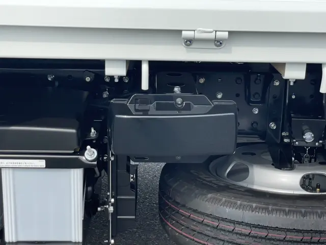 三菱 キャンター 2RG-FBA20(2WD)の写真11