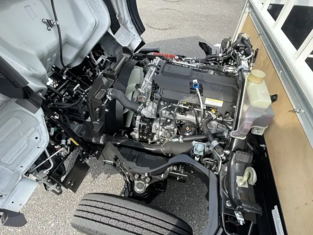 三菱 キャンター 2RG-FBA20(2WD)の写真31