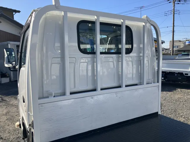 いすゞ エルフ TRG-NJR85A(2WD)の写真20