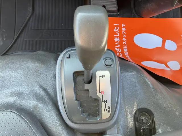 いすゞ エルフ TRG-NJR85A(2WD)の写真32