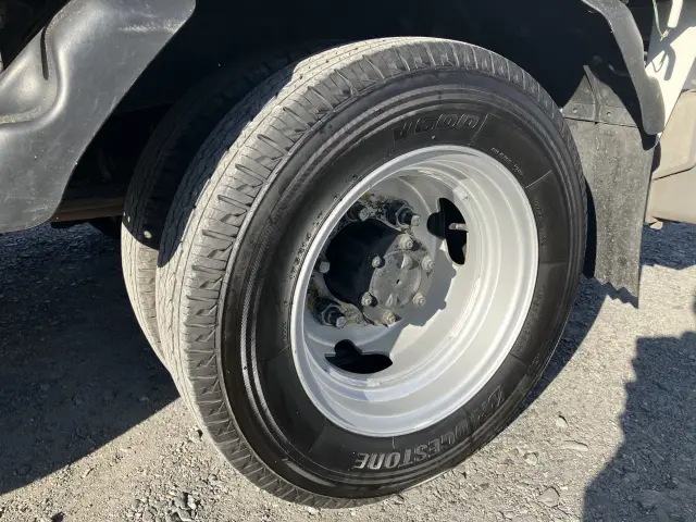 いすゞ エルフ TRG-NJR85A(2WD)の写真46