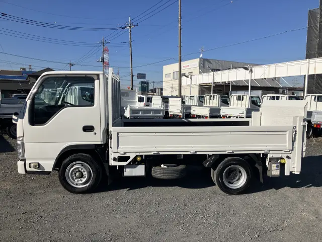 いすゞ エルフ TRG-NJR85A(2WD)の写真49