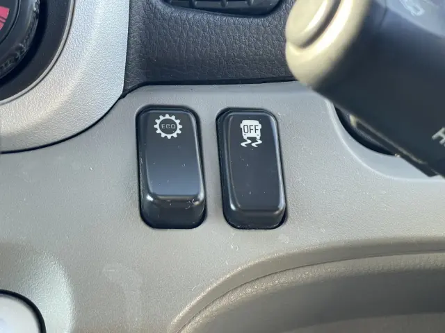 三菱 キャンター TPG-FBA00(2WD)の写真26