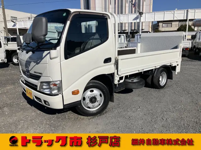 日野 デュトロ TKG-XZC605M(2WD)の写真1