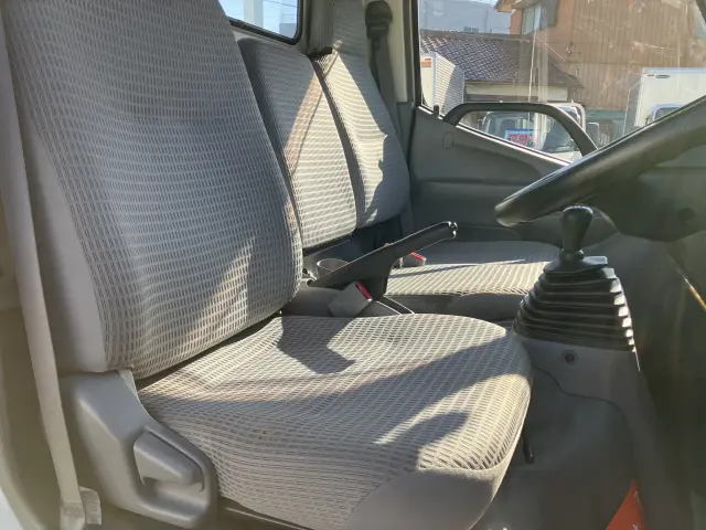 日野 デュトロ TKG-XZC605M(2WD)の写真6