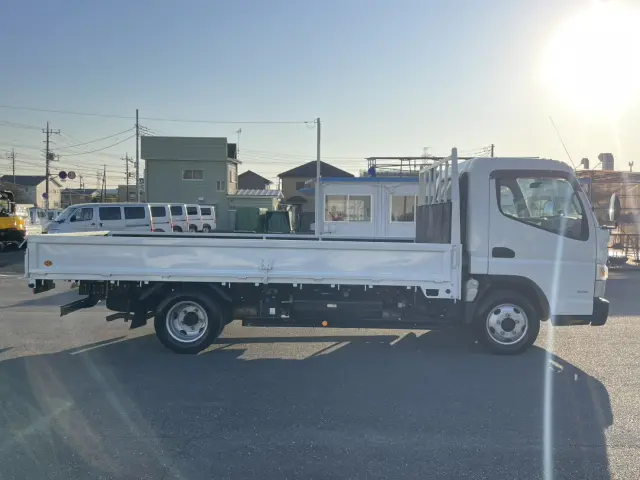 三菱 キャンター 2PG-FEB50(2WD)の写真4