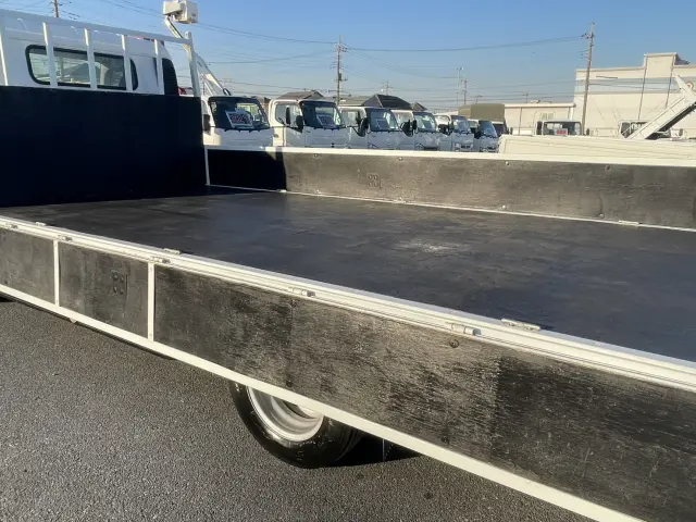 三菱 キャンター 2PG-FEB50(2WD)の写真14