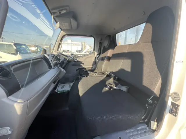 三菱 キャンター 2PG-FEB50(2WD)の写真20