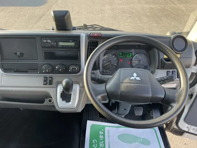 三菱 キャンター 2PG-FEB50(2WD)の写真24