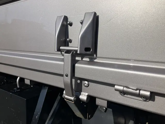 三菱 キャンター 2PG-FEAV0の写真22