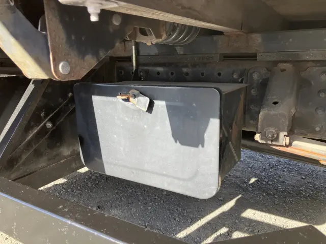 三菱 キャンター 2PG-FEAV0の写真24