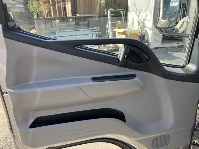 三菱 キャンター 2PG-FEAV0の写真29