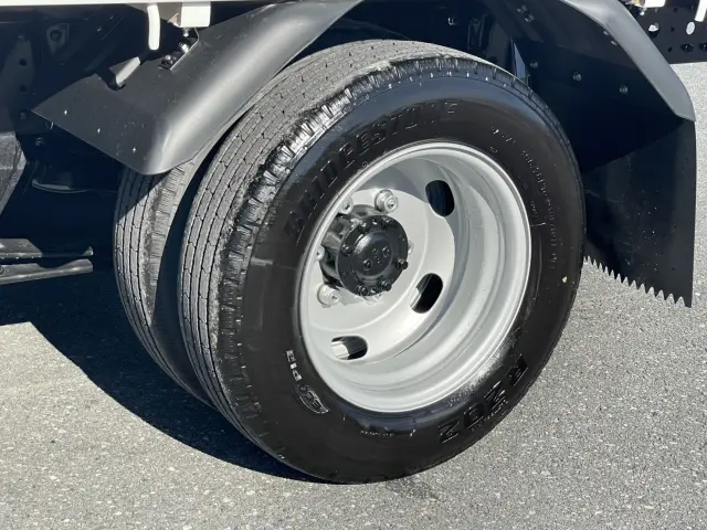 三菱 キャンター 2TG-FBA00(2WD)の写真7