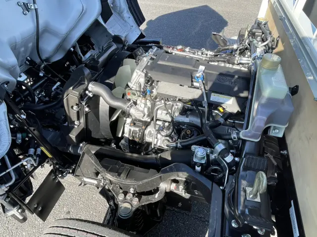 三菱 キャンター 2TG-FBA00(2WD)の写真31
