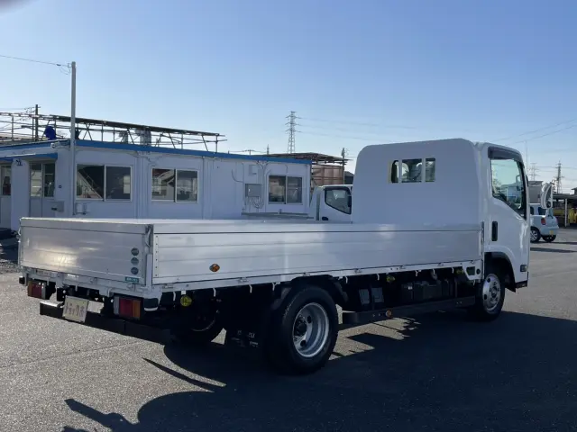 いすゞ エルフ TRG-NMR85AN(2WD)の写真5