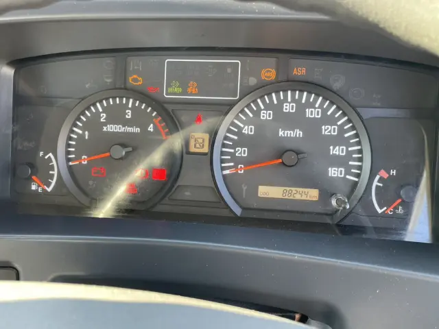 いすゞ エルフ TRG-NMR85AN(2WD)の写真26