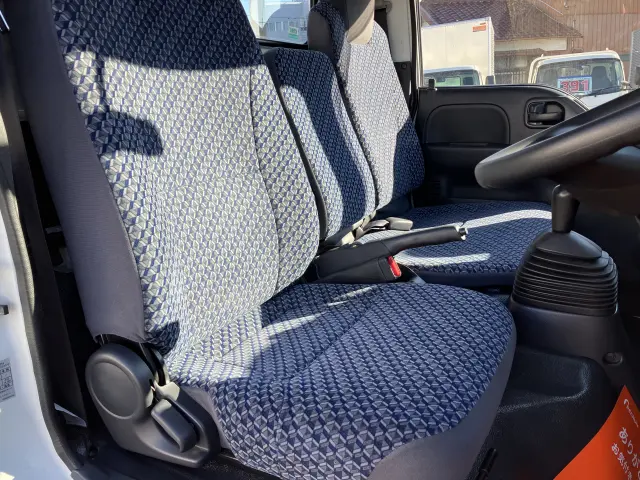 日産 アトラス 2RG-AHR88A(2WD)の写真6