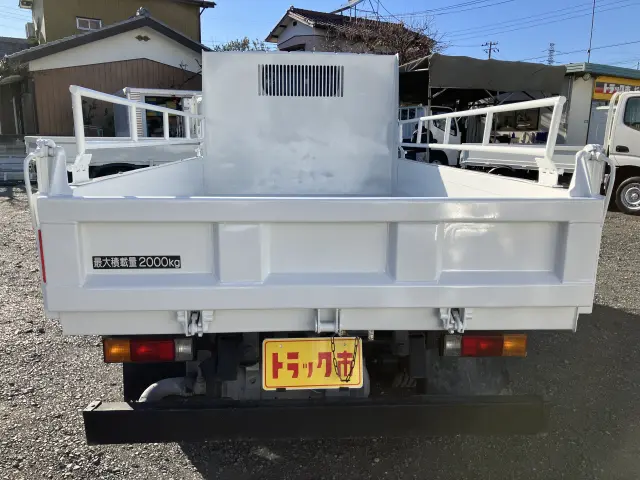 三菱 キャンター 2RG-FBA30(2WD)の写真15
