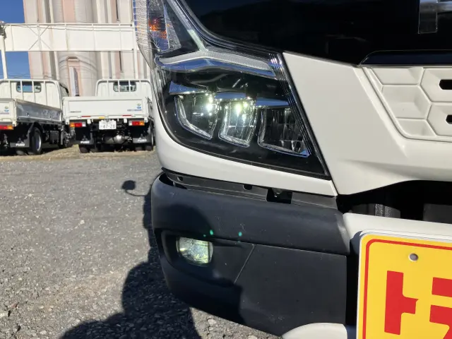 三菱 キャンター 2RG-FBA30(2WD)の写真21