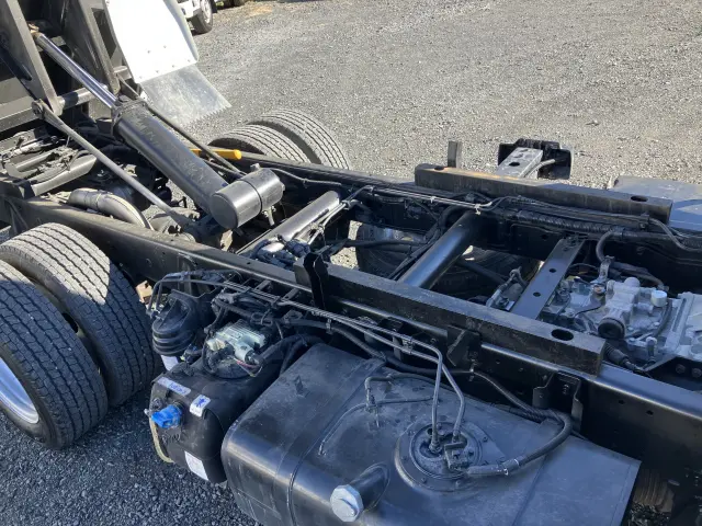 三菱 キャンター 2RG-FBA30(2WD)の写真23