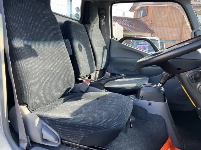 トヨタ トヨエース TKG-XZC605(2WD)の写真6