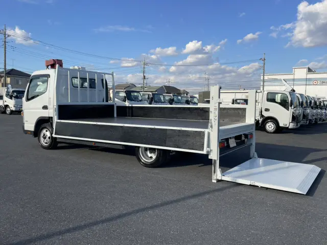 三菱 キャンター TPG-FEB50(2WD)の写真16