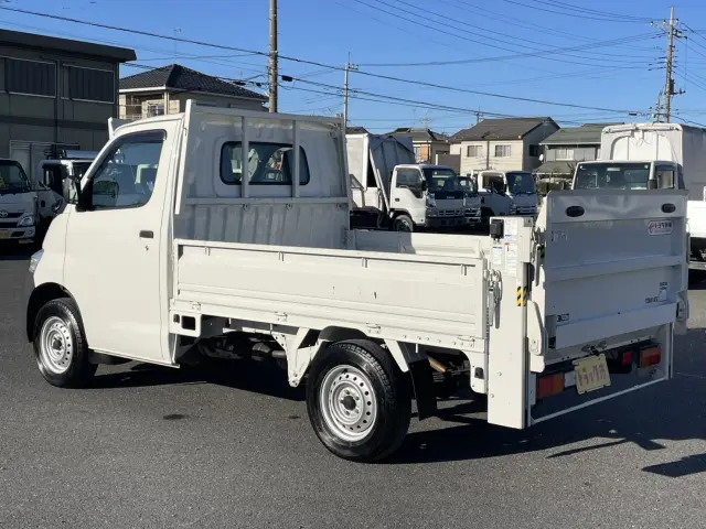 トヨタ タウンエーストラック 5BF-S413U(4WD)の写真7