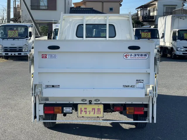 トヨタ タウンエーストラック 5BF-S413U(4WD)の写真8