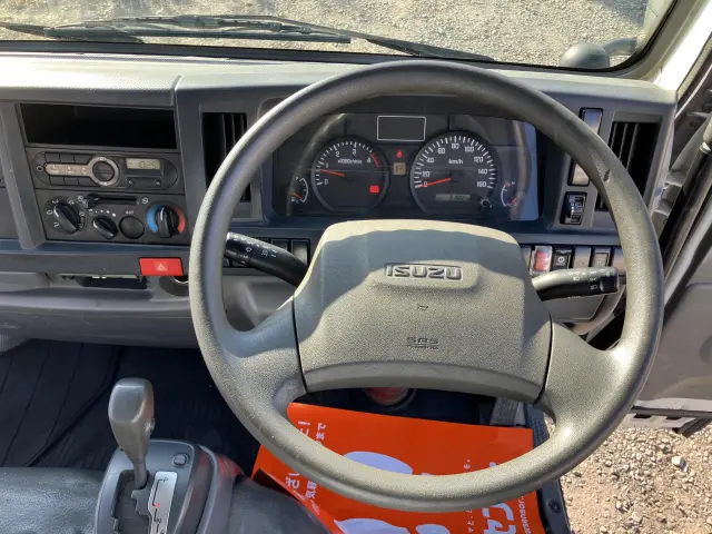 いすゞ エルフ TPG-NJR85AD(2WD)の写真7