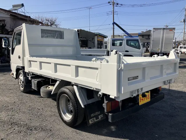 いすゞ エルフ TPG-NJR85AD(2WD)の写真16