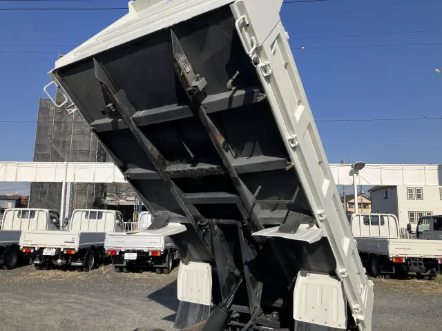 いすゞ エルフ TPG-NJR85AD(2WD)の写真21