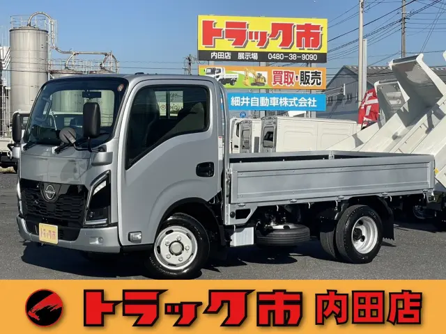 日産 アトラス 3DF-AHR87AF(2WD)の写真1