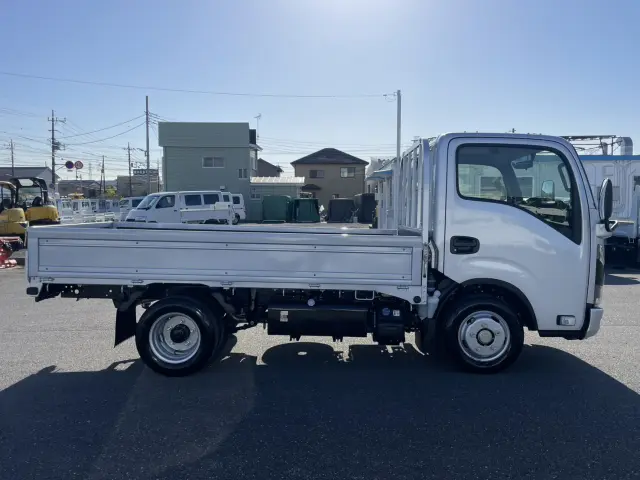 日産 アトラス 3DF-AHR87AF(2WD)の写真2