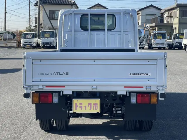 日産 アトラス 3DF-AHR87AF(2WD)の写真8