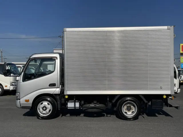 日野 デュトロ 2RG-XZU605M(2WD)の写真10