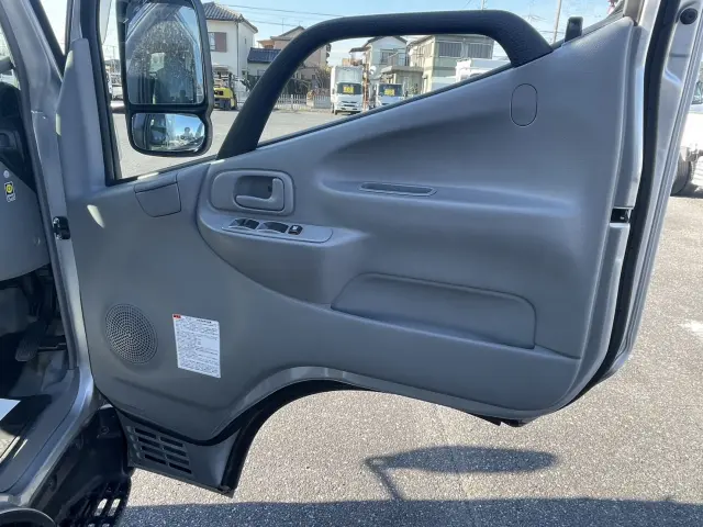 日野 デュトロ 2RG-XZU605M(2WD)の写真17