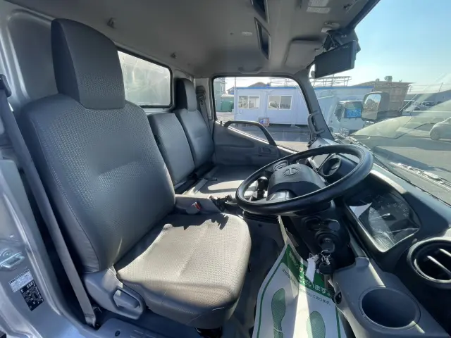 日野 デュトロ 2RG-XZU605M(2WD)の写真23