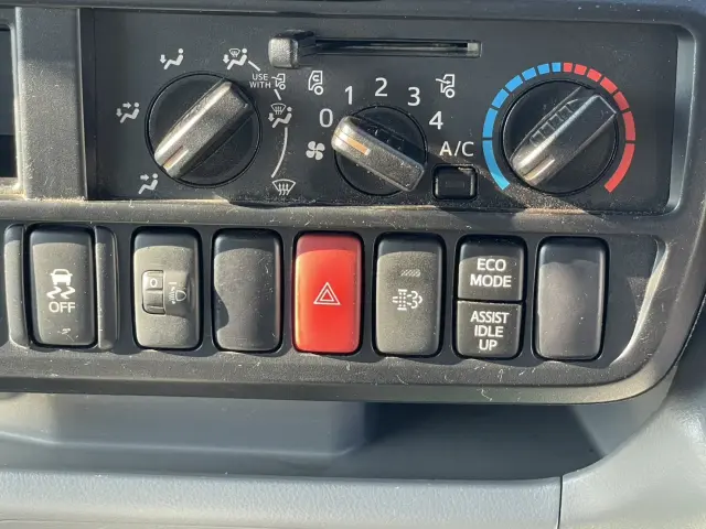 日野 デュトロ 2RG-XZU605M(2WD)の写真30