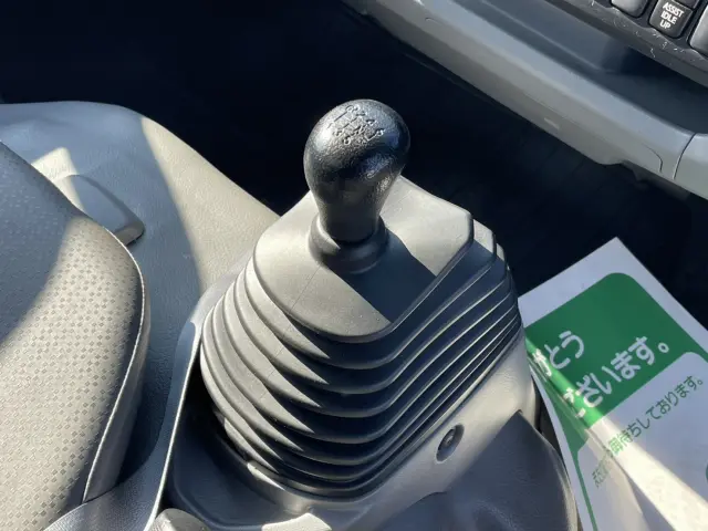 日野 デュトロ 2RG-XZU605M(2WD)の写真37