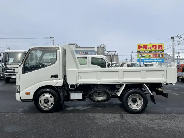 日野 デュトロ TKG-XZU630T(2WD)の写真6