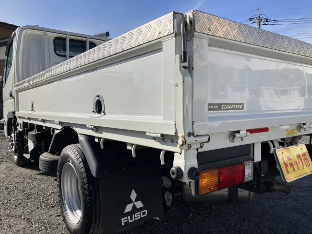 三菱 キャンター 2RG-FBA20(2WD)の写真17