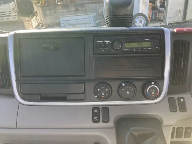 三菱 キャンター 2RG-FBA20(2WD)の写真26