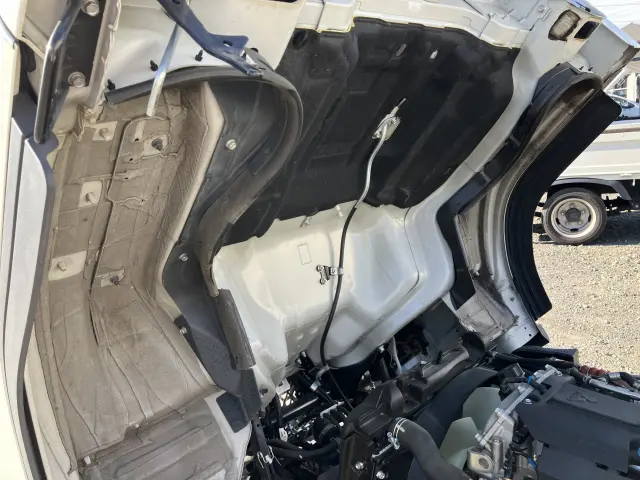 三菱 キャンター 2RG-FBA20(2WD)の写真35