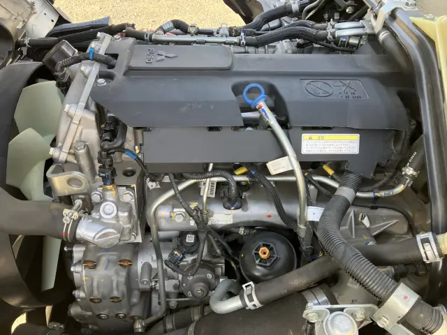 三菱 キャンター 2RG-FBA20(2WD)の写真36
