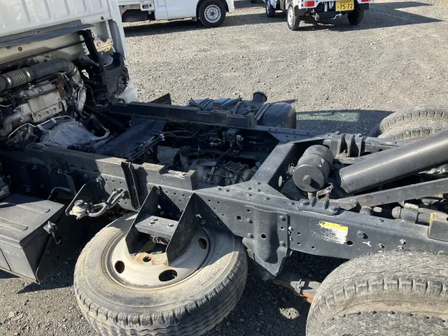 いすゞ エルフ TPG-NKR85AD(2WD)の写真25