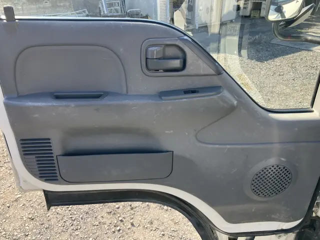 いすゞ エルフ TPG-NKR85AD(2WD)の写真32