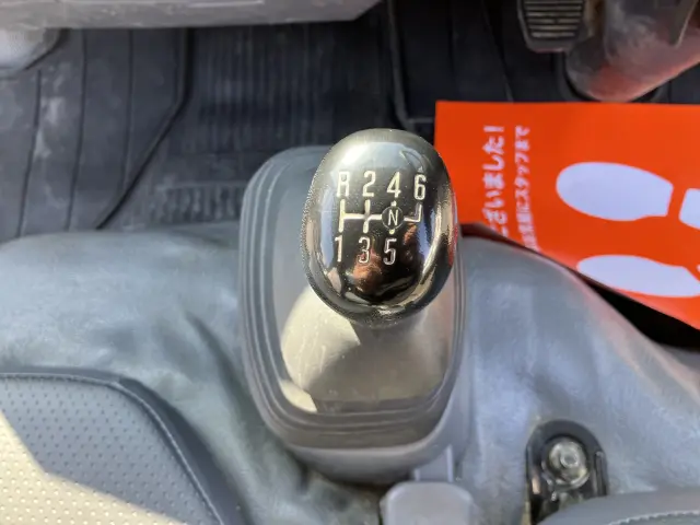 いすゞ エルフ TPG-NKR85AD(2WD)の写真36