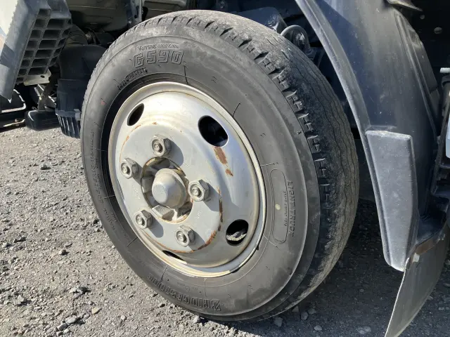 いすゞ エルフ TPG-NKR85AD(2WD)の写真46