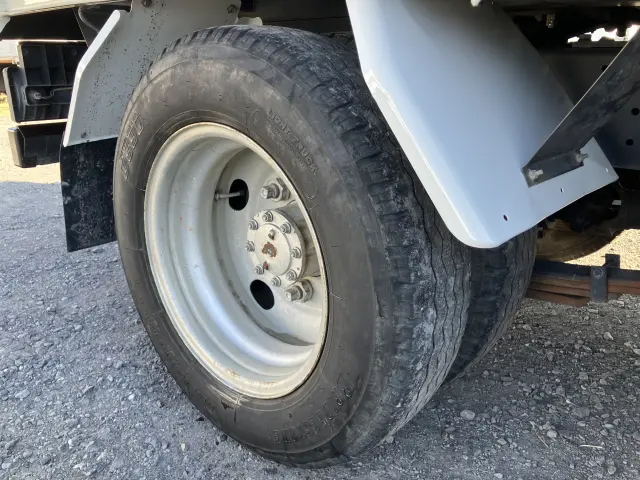 いすゞ エルフ TPG-NKR85AD(2WD)の写真49